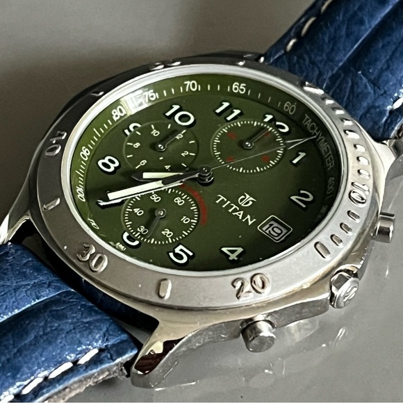 Titan Vintage Men's Water Resistant Watch - Picture 16 of 16